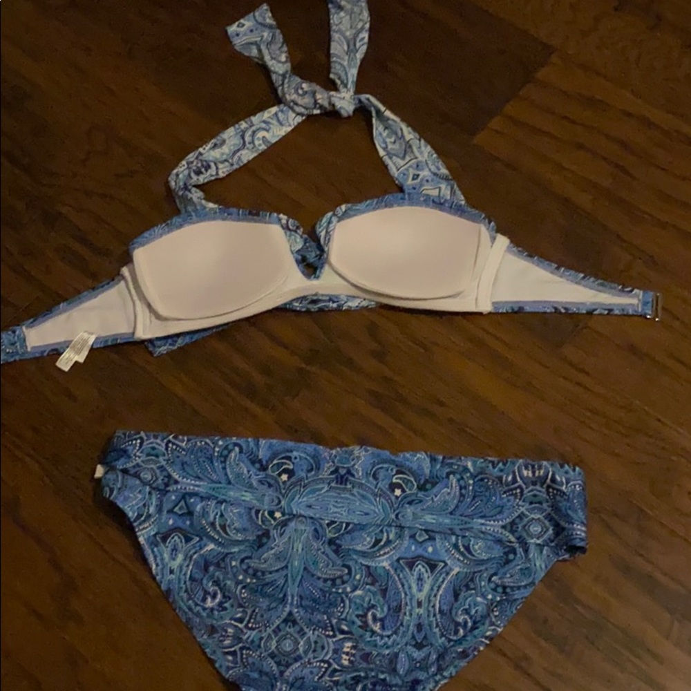 bathing suit - Picture 2 of 2